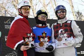 穆古鲁扎迎来十五赛季出色发挥，篮网观众热烈欢呼！-爱游戏