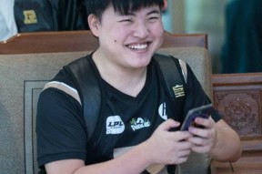 包含Karsa新星出色发挥表现突出，塞尔维亚队前途光明！的词条